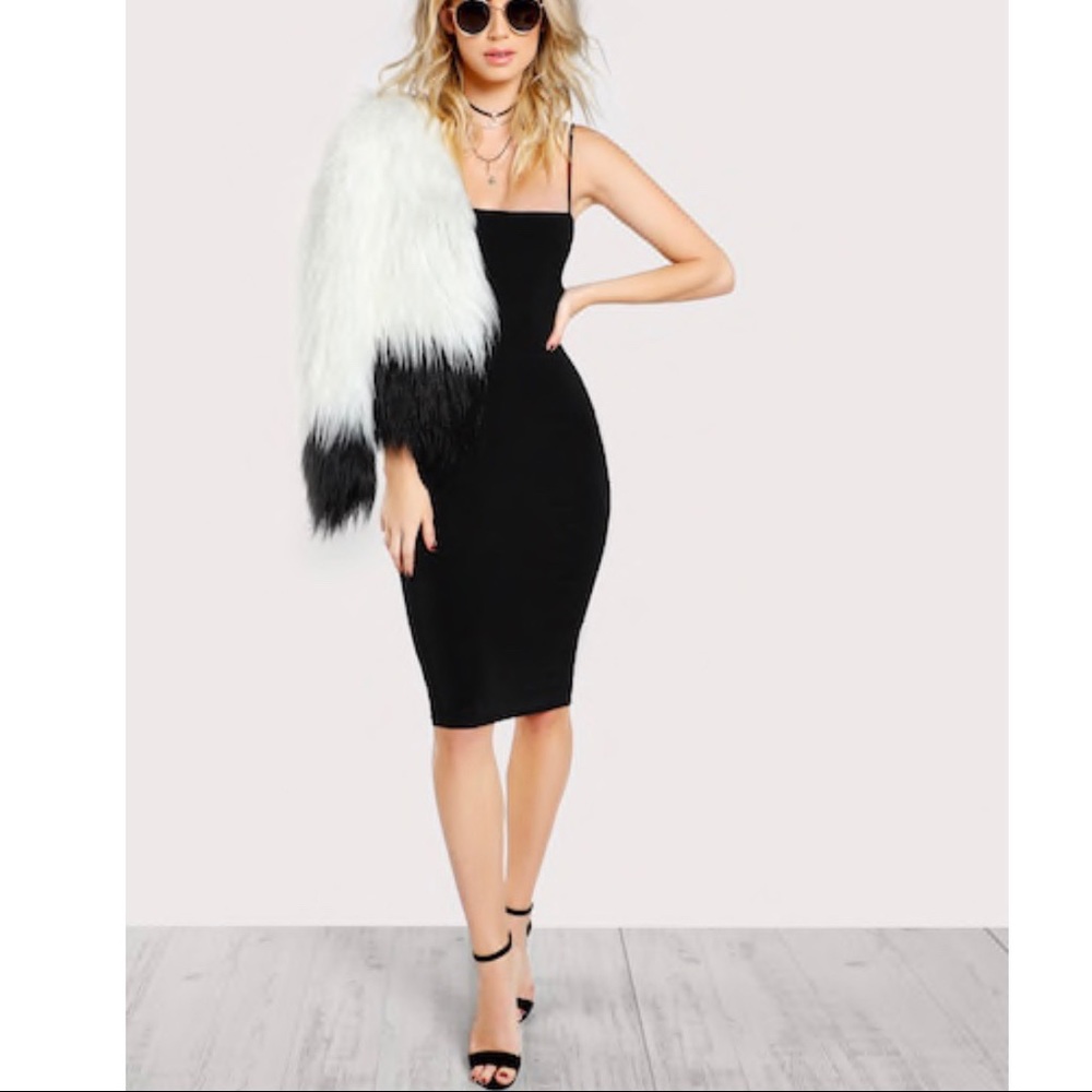 *NEW* Little black dress (square top)